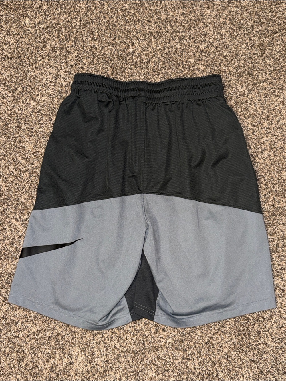 Nike Black and Gray Athletic Basketball Shorts size Large - Picture 6 of 6